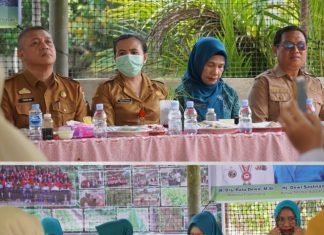 Plt Ketua TP PKK Kertapati Dampingi Penilaian “Aku Hatinya PKK” di Keramasan