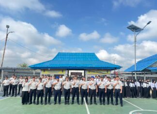 Kakanwil Ditjenpas Sumsel Pimpin Apel Kedisiplinan di Rutan Kelas I Palembang, Berikan Reward kepada Petugas Berprestasi