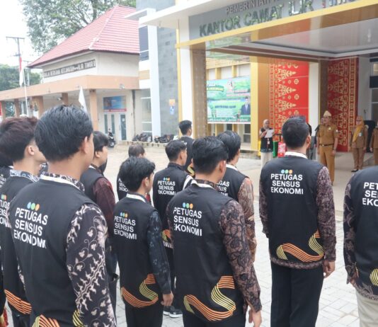Lepas 47 Petugas Sensus Ekonomi 2026, Plt Camat IT II Susanto Umar Tekankan Akurasi Data Potensi Wilayah