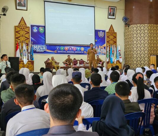 SMA Plus Negeri 17 Palembang Ciptakan MPLS Humanis Melalui Tour School dan Unjuk Bakat Siswa