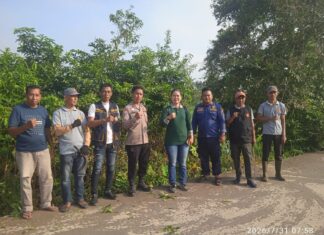 Semangat Jumat Bersih Karyajaya, Lurah Deo Ledy Vera Ajak Warga Jaga Keasri Lingkungan
